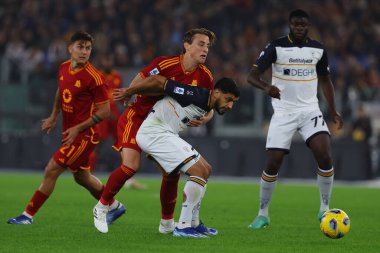 Roma, İtalya 06.11.2023: Edoardo Bove of Roman, Lecce Rafia İtalya Serie A TIM 2023-2024 futbol karşılaşmasında, AS Roma ABD Lecce 'ye karşı Roma Olimpiyat Stadyumu' nda.