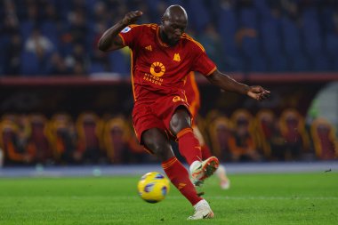 Roma, İtalya 06.11.2023: Roma 'dan Romelu Lukaku İtalya Serisi A TIM 2023-2024 futbol karşılaşmasında, AS Romanlar ABD Lecce' ye karşı Roma 'daki Olimpiyat Stadyumu' nda.