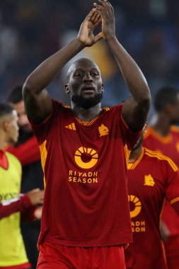 Roma, İtalya 06.11.2023: Roma 'dan Romelu Lukaku İtalya Serie A TIM 2023-2024 futbol karşılaşmasının 11. gününde zaferi kutladı, AS Romanları ABD Lecce' ye karşı Roma Olimpiyat Stadyumu 'nda.