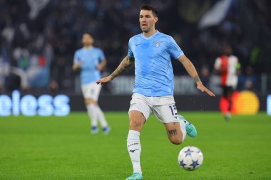 Roma, İtalya 07.11.2023: Lazio 'lu Alessio Romagnoli Uefa Şampiyonlar Ligi 2023-2024, E grubu, SS Lazio ile Feyenoord arasındaki Roma Olimpiyat Stadyumu' nda eylem halinde..