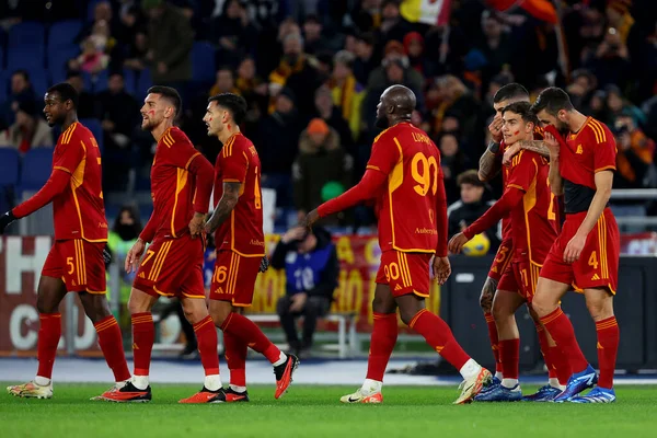 Roma, İtalya 26.11.2023: Roman Gianluca Mancini 1-0 gol attı ve İtalya Serisi A TIM 2023-2024 sezonunda Roma 'daki Olimpiyat Stadyumu' nda AS Roman ve Udinese Calcio arasında oynanan futbol karşılaşmasını takımla birlikte kutladı..