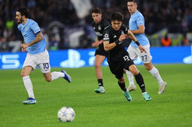 Roma, İtalya 28.11.2023: Celtic 'li Hyunjun Yang Uefa Şampiyonlar Ligi 2023-2024, E grubu, SS Lazio ile Celtic Glasgow arasında Roma' daki Olimpiyat Stadyumu 'nda oynandı..