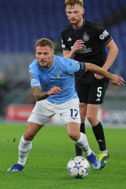 Roma, İtalya 28.11.2023: Lazio 'dan Ciro Immobile, Uefa Şampiyonlar Ligi 2023-2024, E grubu, Roma' daki Olimpiyat Stadyumu 'nda SS Lazio' ya karşı Celtic Glasgow arasındaki maçta Celtic Glasgow.