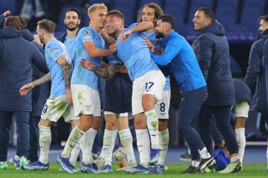 Roma, İtalya 28.11.2023: Lazio 'lu Ciro Immobile golü attı ve Uefa Şampiyonlar Ligi 2023-2024, E grubu ile Roma Olimpiyat Stadyumu' nda SS Lazio ile Celtic Glasgow arasında kutladı..