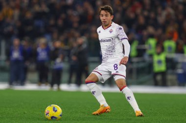 Roma, İtalya 10.12.2023: Fiorentina 'dan Maxime Lopez İtalya Serie A TIM 2023-2024 futbol maçının 15. gününde Roma' daki Olimpiyat Stadyumu 'nda AS ROMA-AFC FIORENTINA karşılaşması arasında.