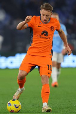 Roma, İtalya 17.12.2023: İtalyan Serisi A TIM 2023-2024 futbol karşılaşmasında Davide Frattesi Roma 'daki Olimpiyat Stadyumu' nda SS Lazio 'ya karşı FC Internazionale.