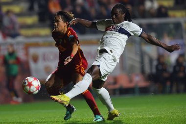 Roma, İtalya 20.12.2023: PSG 'li Chawinga. UEFA KADINLAR CHAMPIONS Ligi 2023-2024 futbol maçı AS ROMA-Paris Saint-Germain karşılaşmasını Roma 'daki tre fontane stadyumunda kutladı..