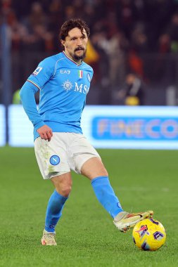 Roma, İtalya 23.12.2023: Napoli 'li Mario Rui İtalya Serisi A TIM 2023-2024 Şampiyonası' nda Roma 'daki Olimpiyat Stadyumu' nda AS Romanlar ve Napoli arasında oynanan karşılaşma sırasında eylem halindeydi..