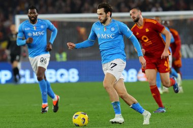 Roma, İtalya 23.12.2023: Napoli 'li Khvicha Kvaratskhelia İtalya Serie A TIM 2023-2024 Şampiyonluk maçı sırasında Roma' daki Olimpiyat Stadyumu 'nda AS Roman Napoli' ye karşı.