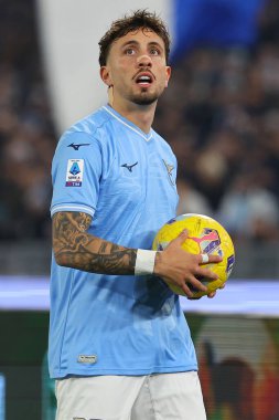 Roma, İtalya 29.12.2023: Lazio 'lu Luca Pellegrini İtalyan Serisi A TIM 2023-2024 futbol karşılaşmasında Roma' daki Olimpiyat Stadyumu 'nda SS Lazio Frosinone' ye karşı..