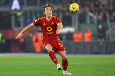 Rome, Italy 03.01.2024: Edoardo Bove of Roma in action during  the ITALY TIM CUP 2023-2024, round of 16,  football match AS ROMA VS CREMONESE at Olympic Stadium in Rome.