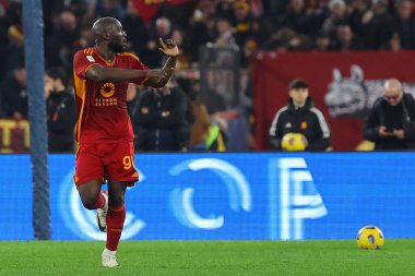 Rome, Italy 03.01.2024: Romelu Lukaku of Roma score the goal and celebrate with the team in  the ITALY TIM CUP 2023-2024, round of 16,  football match AS ROMA VS CREMONESE at Olympic Stadium in Rome.