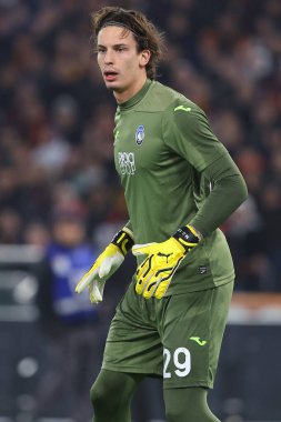 Roma, İtalya 07.01.2024: Atalantalı Marco Carnesecchi İtalya Serie A TIM 2023-2024 şampiyonası sırasında Roma 'daki Olimpiyat Stadyumu' nda AS Roman ve Atalanta arasında oynanan futbol karşılaşması.