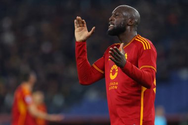 Roma, İtalya 07.01.2024: İtalya Serie A TIM 2023-2024 şampiyonası sırasında Romanlardan Romelu Lukaku 'yu hayal kırıklığına uğratmak, AS Roman ve Atalanta arasında Roma Olimpiyat Stadyumu' nda oynanan futbol karşılaşması.