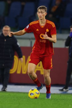 Roma, İtalya 07.01.2024: İtalyan Huijsen İtalya Serie A TIM 2023-2024 şampiyonası sırasında Roma 'daki Olimpiyat Stadyumu' nda AS Romanlar ve Atalanta arasında oynanan futbol karşılaşması.