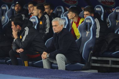 Roma, İtalya 10.01.2024: Jose Mourinho Roma teknik direktörü İtalya Coppa Frecciarossa 2023, futbol karşılaşması SS LAZIO, Roma 'daki Olimpiyat Stadyumu' nda AS ROMA 'ya karşı