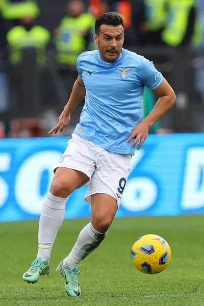 Roma, İtalya 14.01.2024: İtalyan Serisi A TIM 2023-2024 futbol karşılaşmasında Lazio, ABD Lecce 'ye karşı Roma Olimpiyat Stadyumu' nda mücadele etti..