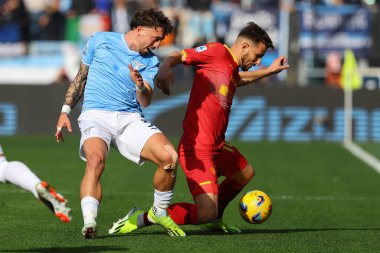 Roma, İtalya 14.01.2024: Lazio 'dan Luca Pellegrini, İtalya Serie A TIM 2023-2024 futbol karşılaşmasında Lecce' den Olin Roma 'daki Olimpiyat Stadyumu' nda SS Lazio 'ya karşı ABD Lecce.