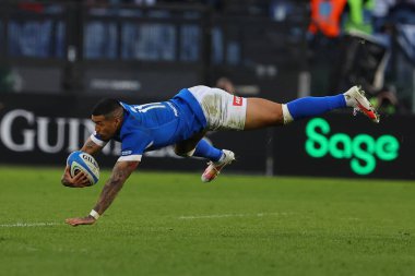 Roma, İtalya 03.02.2024: Monty Ioane (ITA), İtalya 'nın başkenti Roma' da 3 Şubat 2024 tarihinde İtalya 'nın başkenti Stadio Olimpico' da oynanan İtalya-ENGLAND maçında altı ülke arasında oynanan rugby maçında.