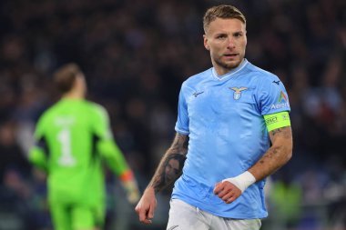 Roma, İtalya 14.2.2024: Lazio 'dan Ciro Immobile 1-0 gol attı ve Uefa Şampiyonlar Ligi 2023-2024 sezonunda I takımıyla birlikte Roma' daki Olimpiyat Stadyumu 'nda SS Lazio' nun FC Bayern Mucnhen 'e karşı oynadığı 16 maçın maçını kutladı..