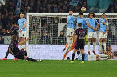 Roma, İtalya 14.2.2024: Bariyer Uefa Şampiyonlar Ligi 2023-2024 sezonunda attığı şutu reddediyor, 16 futbol karşılaşması SS Lazio FC Bayern Mucnhen 'e karşı Roma Olimpiyat Stadyumu' nda oynanacak..