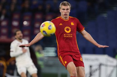Roma, İtalya 26.02.2024: İtalyan Rasmus Kristensen İtalya Serie A TIM 2023-2024 futbol karşılaşması sırasında Roma Olimpiyat Stadyumu 'nda AS ROMA FC Torino' ya karşı.