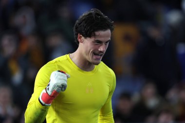 Roma, İtalya 26.02.2024: Roma Mil Roman Svilar İtalya Serie A TIM 2023-2024 futbol karşılaşması sonunda Roma 'daki Olimpiyat Stadyumu' nda AS ROMA-FC Torino karşılaşmasında zaferi kutladı.