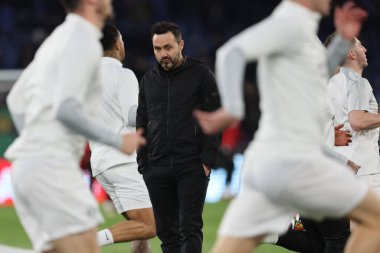 Roma, İtalya 07.03.2024: Roberto De Zerbi Brighton teknik direktörü UEFA Avrupa Ligi 2023-2024, 16. tur öncesi Roma 'daki Olimpiyat Stadyumu' nda AS Roma ile Brighton & Hove Albion arasındaki ısınma maçında.
