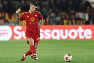 Roma, İtalya 07.03.2024: UEFA Avrupa Ligi 2023-2024 döneminde Roma 'dan Gianluca Mancini, Roma' daki Olimpiyat Stadyumu 'nda AS Romanlar ve Brighton & Hove Albion arasında oynanan 16..