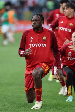 Roma, İtalya 17.03.2024: sakatlanmadan 10 ay sonra Roma 'da oynanan İtalya Serie A TIM 2023-2024 futbol karşılaşması öncesinde Roma' nın Tammy Abraham takımına geri döndü.. 