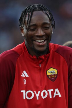 Roma, İtalya 17.03.2024: sakatlanmadan 10 ay sonra Roma 'da oynanan İtalya Serie A TIM 2023-2024 futbol karşılaşması öncesinde Roma' nın Tammy Abraham takımına geri döndü.. 