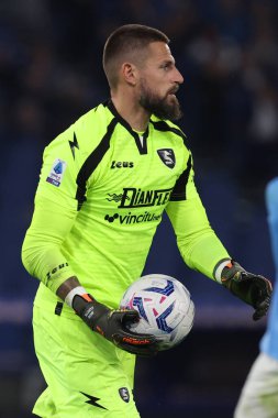 Roma, İtalya 12.04.2024: İtalyan Serisi A TIM 2023-2024 futbol müsabakası sırasında Costil of Salernitana SS LAZIO VS SALERNITANA CALCIO Roma Olimpiyat Stadyumu 'nda.