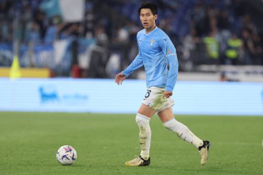 Roma, İtalya 12.04.2024: İtalyan Serisi A TIM 2023-2024 futbol müsabakası sırasında Daichi Kamada Roma 'daki Olimpiyat Stadyumu' nda SS LAZIO vs SALERNITANA CALCIO.