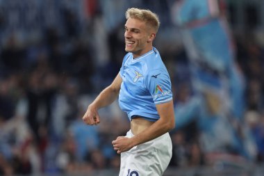 Roma, İtalya 12.04.2024: Lazio 'dan Gustav Isaksen 4-1 gol attı ve İtalya Serisi A TIM 2023-2024 futbol müsabakası sırasında Roma' daki Olimpiyat Stadyumu 'nda SS LAZIO - SALERNITANA CALCIO.