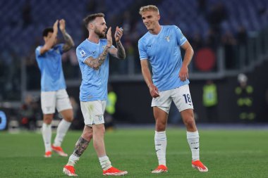 Roma, İtalya 12.04.2024: Serie A TIM 2023-2024 futbol karşılaşması sonunda Lazio takımı Roma Olimpiyat Stadyumu 'nda SS LAZIO-SALERNITANA CALCIO' ya karşı.