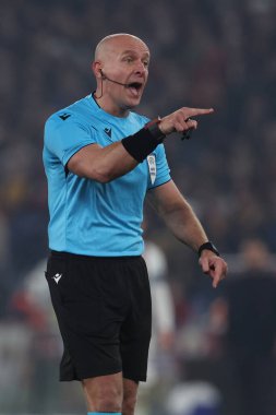 Roma, İtalya 18.04.2024: Milan 'dan Samuel Chukwueze UEFA Avrupa Ligi 2023-2024 çeyrek final maçında, AS Roman ve AC Milan arasındaki Roma Olimpiyat Stadyumu karşılaşmasında.
