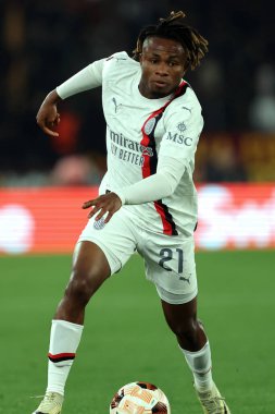 Roma, İtalya 18.04.2024: Milan 'dan Samuel Chukwueze UEFA Avrupa Ligi 2023-2024 çeyrek final maçında, AS Roman ve AC Milan arasındaki Roma Olimpiyat Stadyumu karşılaşmasında.