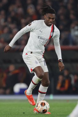 Roma, İtalya 18.04.2024: UEFA Avrupa Ligi 2023-2024 sezonunda Milano 'dan Rafael Leao, çeyrek final, AS Roman ve AC Milan arasında Roma Olimpiyat Stadyumu' nda oynanan karşılaşma..