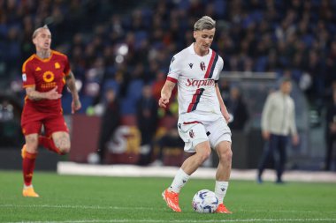 Roma, İtalya 22.04.2024: Bologna 'dan Alexis Saelemaekers 1-3' lük skorla gol attı ve İtalya Serisi A TIM 2023-2024 futbol müsabakası sırasında Roma 'daki Olimpiyat Stadyumu' nda AS ROMA BOLOGNA FC 1909 'a karşı.