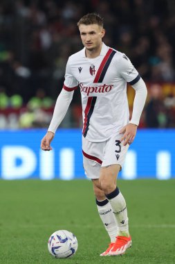 Roma, İtalya 22.04.2024: İtalyan Serisi A TIM 2023-2024 futbol karşılaşmasında Stefan Posch, BOLOGNA FC 1909 'a karşı Roma Olimpiyat Stadyumu' nda.