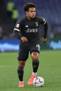Roma, İtalya 23.04.2024: İtalya Gençler Kupası 'ndan Weston Mckennie - Coppa Italia Frecciarossa 2023-2024 yarı final futbol müsabakası derbisi SS LAZIO' ya karşı JUVENTUS FC 1909 Roma Olimpiyat Stadyumu 'nda.