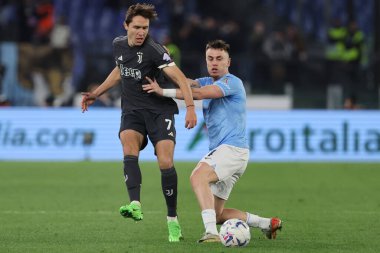 Roma, İtalya 23.04.2024: Juventus Federico Chiesa, İtalya Kupası sırasında Lazio Patriği - Coppa Italia Frecciarossa 2023-2024 yarı final futbol müsabakası derbisi SS LAZIO JUVENTUS FC 1909 Roma Olimpiyat Stadyumu 'nda.