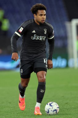 Roma, İtalya 23.04.2024: İtalya Kupası sırasında Juventus 'tan Weston Mckennie - Coppa Italia Frecciarossa 2023-2024 yarı final futbol müsabakası derbisi SS LAZIO JUVENTUS FC 1909 Roma Olimpiyat Stadyumu' nda.