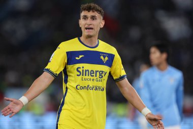 Roma, İtalya 27.04.2024: Serie A Tim 2023-2024 futbol karşılaşması sırasında Verona Hrustic takımı Roma 'daki Olimpiyat Stadyumu' nda SS LAZIO - HELLAS VERONA.