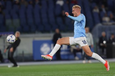 Roma, İtalya 27.04.2024: Serie A Tim 2023-2024 futbol karşılaşması sırasında Lazio 'dan Gustav Isaksen Roma' daki Olimpiyat Stadyumu 'nda SS LAZIO' ya karşı HELLAS VERONA.