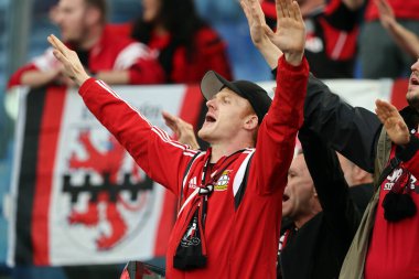 Roma, İtalya 2.05.2024: Leverkusen taraftarları UEFA Avrupa Ligi 2023-2024, yarı final 1, AS Roman Bayer 04 Leverkusen ile Roma Olimpiyat Stadyumu 'nda oynanan futbol karşılaşması.