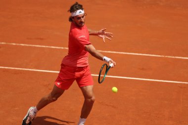 Roma, İtalya 13.05.2024: TSITSIPAS GREEK vs NORRIE GBR Internazionali BNL 2024 MENS ATP 1000 Açık tenis turnuvası sırasında CENTER COURT