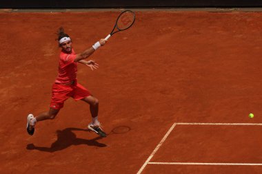 Roma, İtalya 13.05.2024: TSITSIPAS GREEK vs NORRIE GBR Internazionali BNL 2024 MENS ATP 1000 Açık tenis turnuvası sırasında CENTER COURT