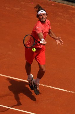 Roma, İtalya 13.05.2024: TSITSIPAS GREEK vs NORRIE GBR Internazionali BNL 2024 MENS ATP 1000 Açık tenis turnuvası sırasında CENTER COURT