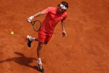 Roma, İtalya 13.05.2024: TSITSIPAS GREEK vs NORRIE GBR Internazionali BNL 2024 MENS ATP 1000 Açık tenis turnuvası sırasında CENTER COURT